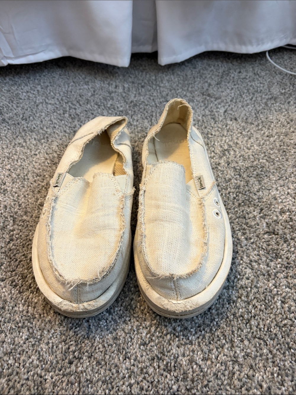 Sanuk Women’s Slip-On Canvas Sneakers in Cream